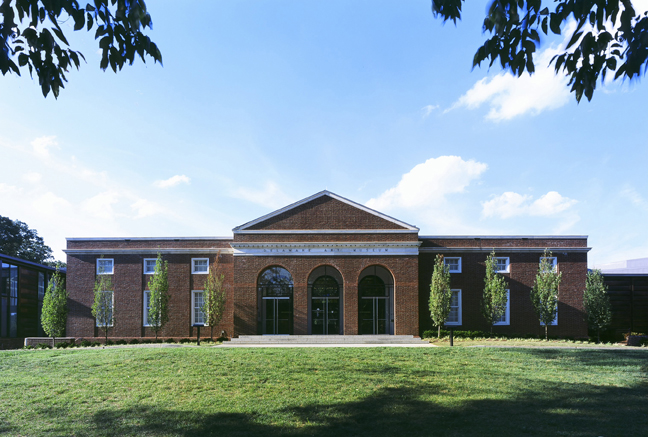 Delaware Art Museum exterior from Kentmere Parkway