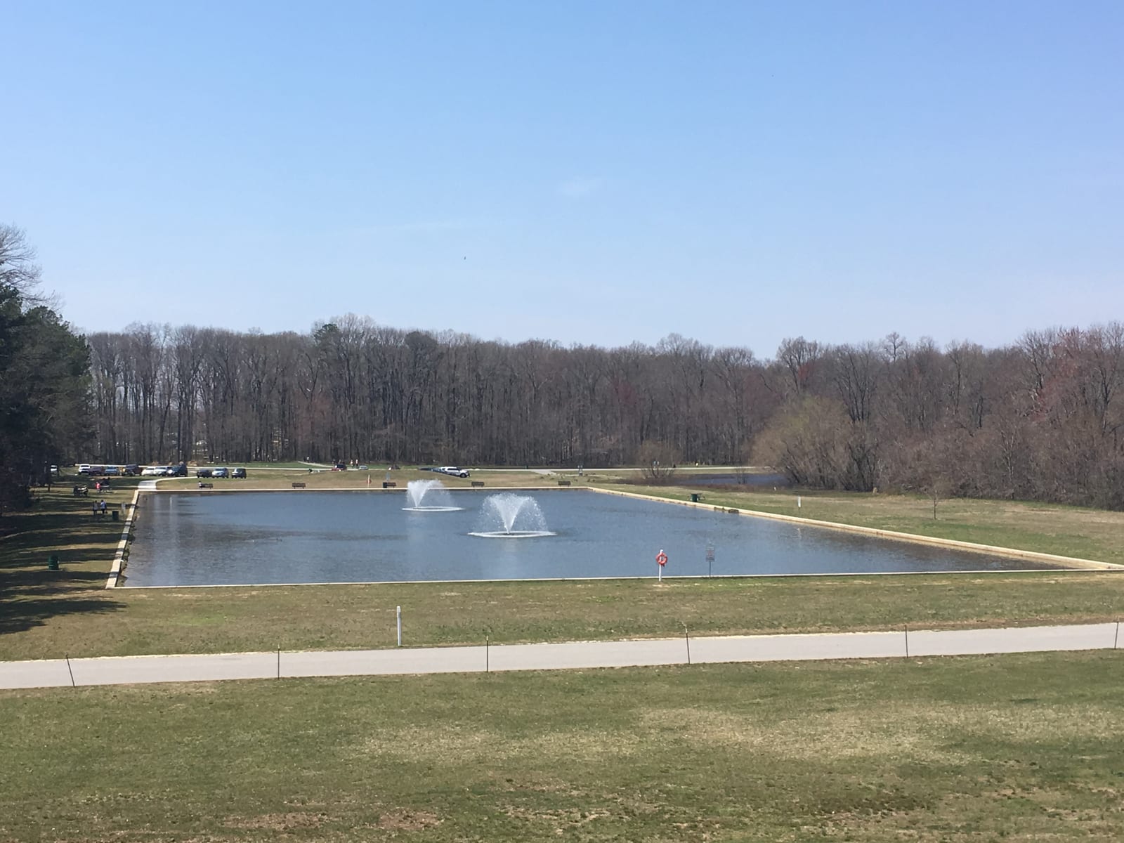 The fountain at Glasgow Park in Glasgow, Delaware